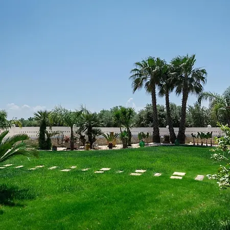 Villa Bianca - Private Swimming Pool - Center - By Clicksalento Ostuni