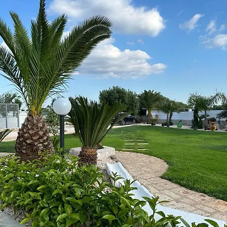 Villa Bianca - Private Swimming Pool - Center - By Clicksalento Ostuni