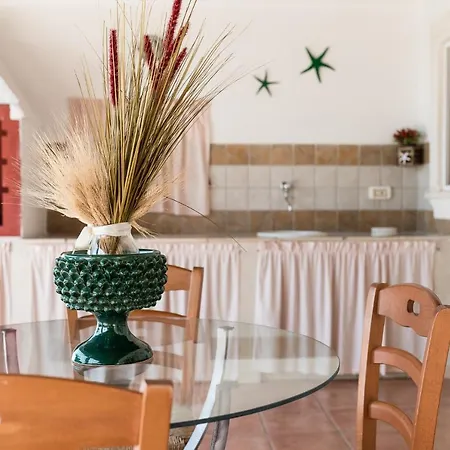 Bianca - Private Swimming Pool - Center - By Clicksalento Vila *