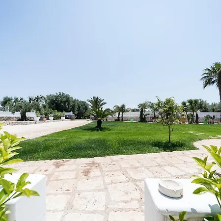 Bianca - Private Swimming Pool - Center - By Clicksalento