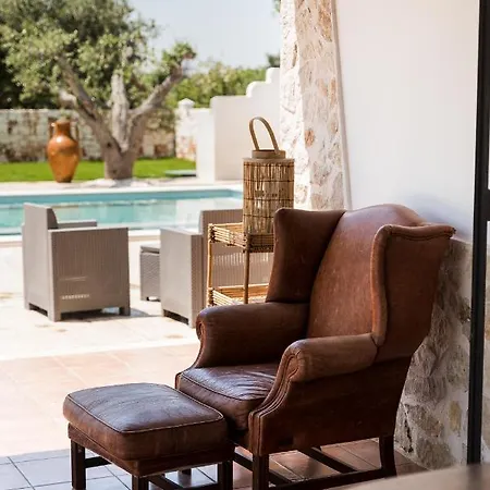 Bianca - Private Swimming Pool - Center - By Clicksalento * Ostuni